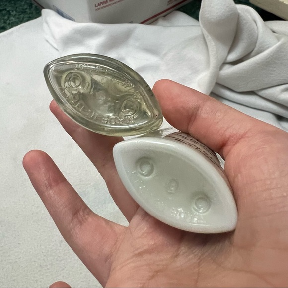 Bvlgari Eau Parfumée Au the Blanc white tea shampoo & Shower Gel +lotion 1.3oz - Picture 2 of 5